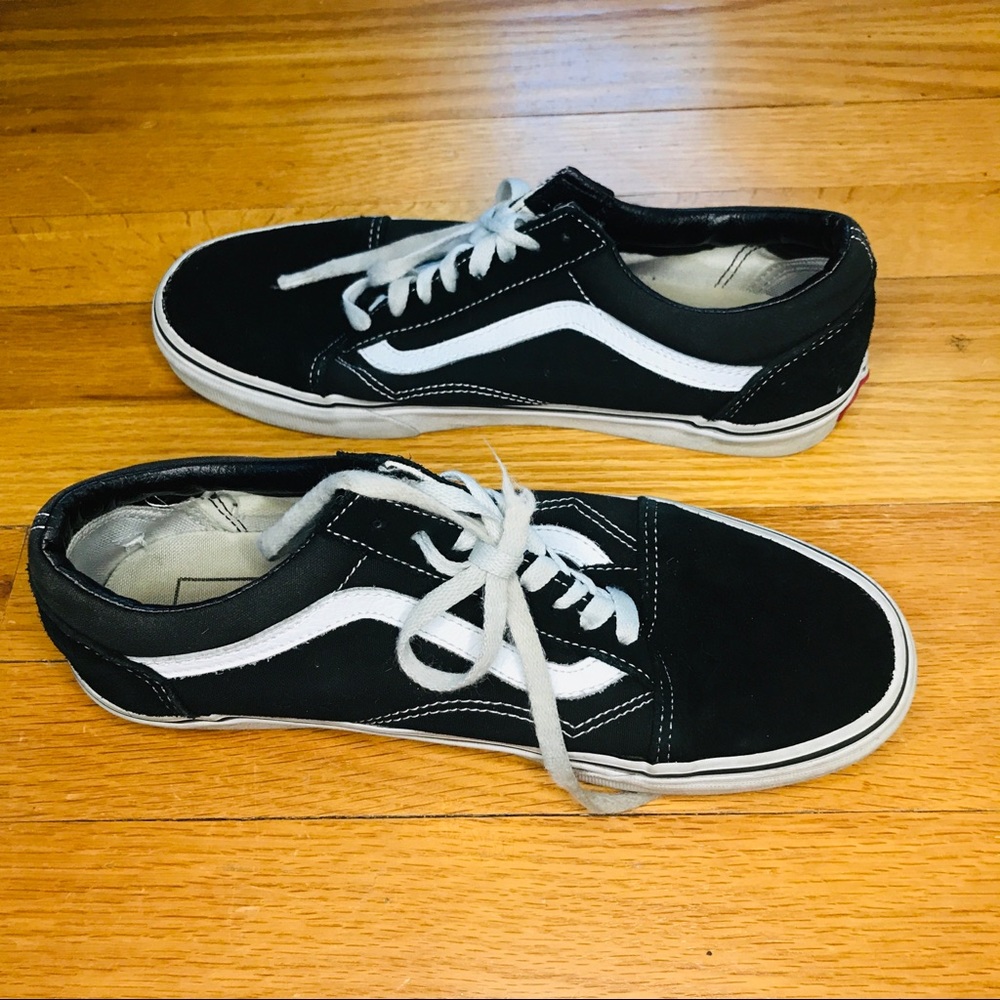 Size 8.5 | Vans Black and White Skater Shoes